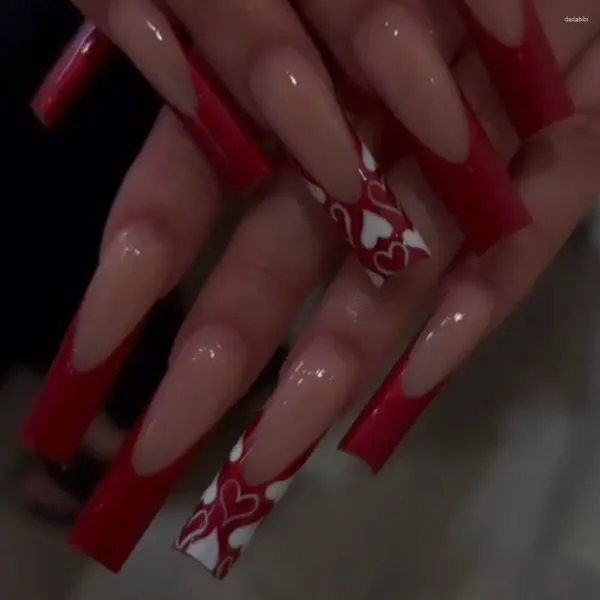 Uñas postizas Tubería de agua de longitud larga Cabeza cuadrada falsa Cubierta completa Uñas para el día de San Valentín Consejos de manicura usables Chica