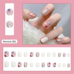 Nail art de fausses ongles avec design bricolage mignon faux patchs fournit des fournitures sur une courte distance détachable / boîte