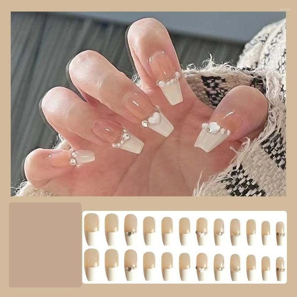 Faux ongles Fournitures pour ongles Long diamant Manucure Matériel Presse sur fleur Fausse étoile Lune en forme de tête carrée