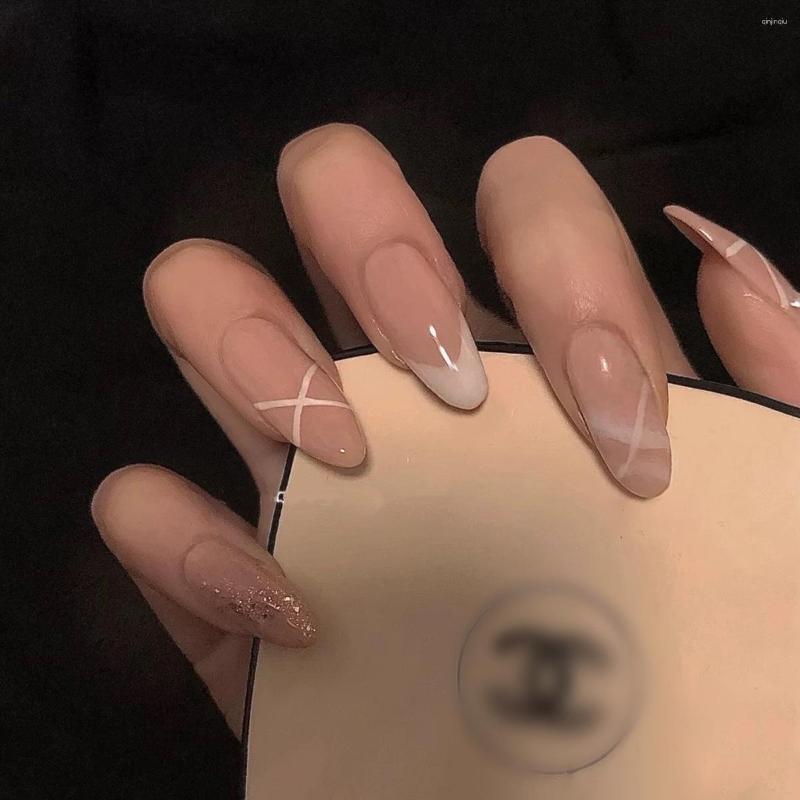 Kunstnagels Naakt en zacht glitterpoeder in Franse stijl met nagelverbeteringsproducten Valse patches afneembaar