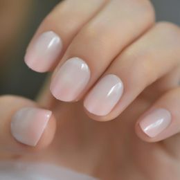 Valse nagels natuurlijke korte gladde nep nagel dagelijkse perzik roze glans Franse schattige eenvoudige faux ongles
