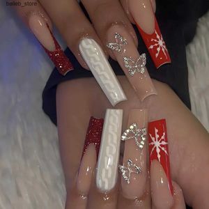 Valse nagels Nieuwe kerst nep nagels glitter sneeuwvlok glanzende vlinderontwerp Press op nagels lange kist kunstmatige nagelpatch voor meisjes y240419 y240419