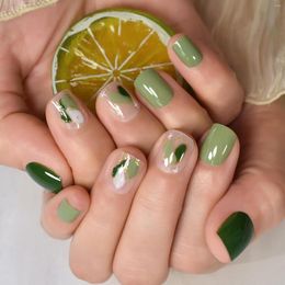 Kunstnagels Druk Op Groene Stainig Holo Liefde Fake Nail Medium Doodskist Glanzende Lijm Cadeau Voor Meisjes Vrouwen Dating 24 stuks