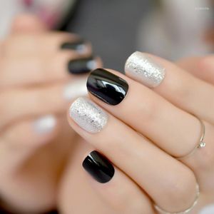 Valse nagels rond voor ontworpen nep nagel zwart zilveren glitter UV gel tips voor dame korte volledige wrap manicure tools 24 stcs z866 prud22