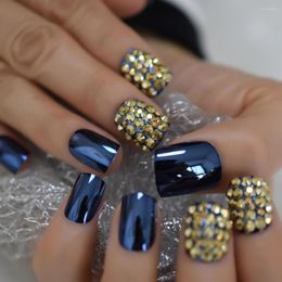 Faux ongles courts en métal conçu 3D faux ongles conseils carrés strass luxueux produit d'art bleu acrylique presse sur