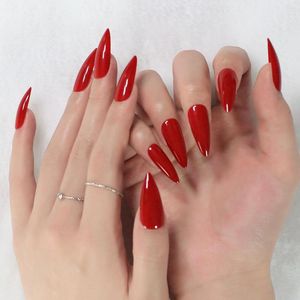 Uñas postizas Stiletto espejo luz roja Color Gossy uñas afiladas arte falso tamaño mediano venta al por mayor manicura cubierta completa con pestañas