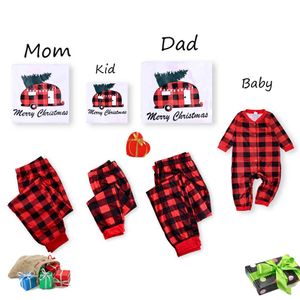 Familie Kerstmiskleding Letter Pak Kids Mama en Me Kleding Moeder Dochter Vader Baby Matching Outfits 210429