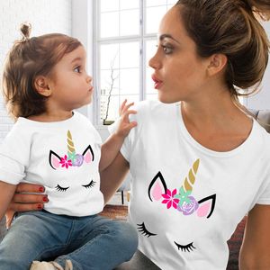 Famille correspondant tenues 1PC licorne imprimé vêtements t-shirt mode mère et fille maman moi Look t-shirt 230424