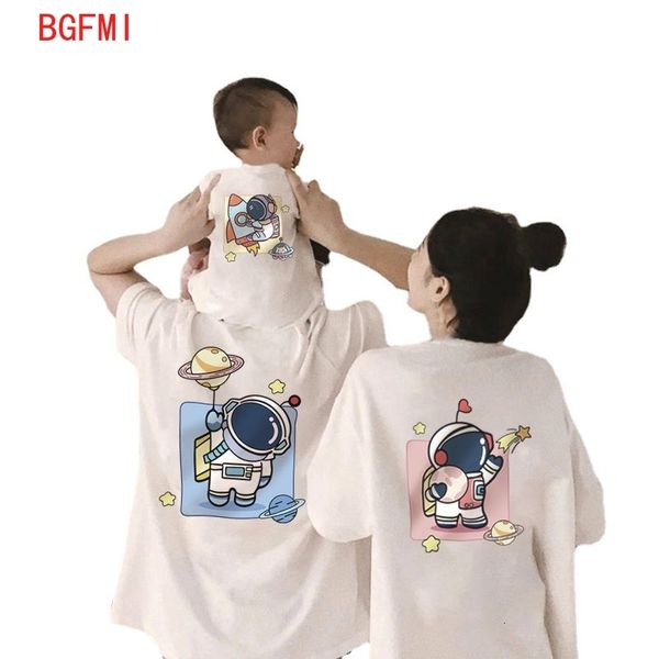 Trajes a juego de la familia 2-12 años Camisetas de verano para padres e hijos Ropa informal para niños Trajes a juego de la familia Ocio Manga corta Top Look ropa para niños 230605