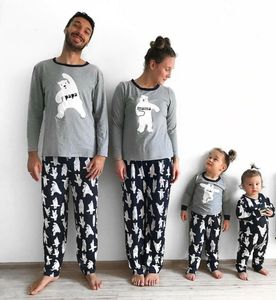 Famille correspondant tenues dessin animé ours pyjamas ensemble PJs père mère enfants bébé adulte vêtements de nuit vêtements de nuit 220924