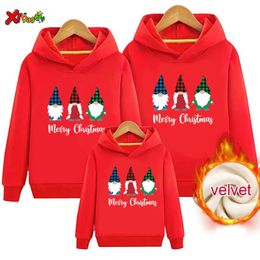 Família combinando roupas natal família hoodie quente inverno crianças roupas pulôver mais suéter de veludo adulto crianças roupas combinando roupas de casal 231117