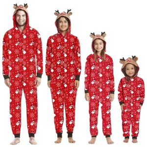 Bijpassende familie-outfits Kerstcadeau voor pyjama's Schattig Hertenoor Jumpsuit met capuchon Moeder Vader Kinderen Baby Outfit Rompertjes Kerstlook 231204