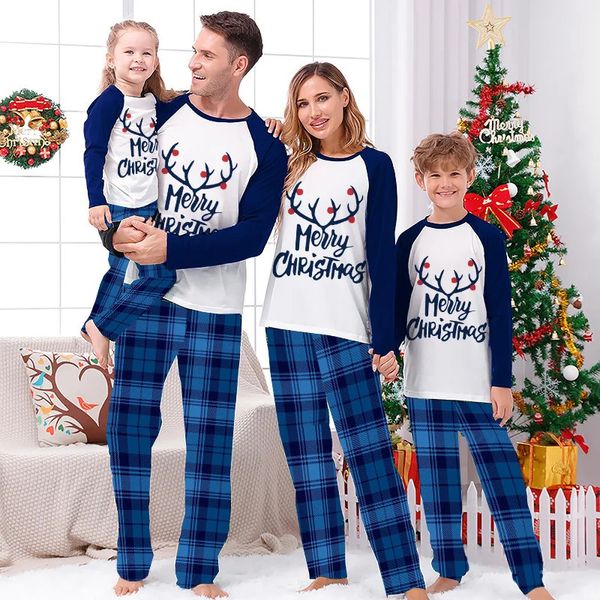 Trajes a juego para la familia Pijamas familiares a juego de Navidad Feliz Navidad Conjunto de pijamas a cuadros azules con astas de alce 231207