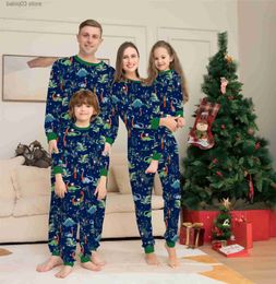 Familie bijpassende outfits Kerstpyjama's Koppels Bijpassende kerstpyjama's Hele familieset Cartoon Dinosaurus Gedrukt Blauw Baby Kinderen Kinderen Dames Heren 2023 T230921