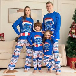 Bijpassende familie-outfits Kerstpyjama's Sets Vader Moeder Kinderen Baby's Nachtkleding Mama en mij Kerst Pj's Kleding Tops Broeken 231124