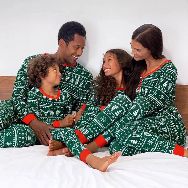 Famille correspondant tenues pyjamas de Noël mère fille père fils look tenue bébé fille barboteuses vêtements de nuit pyjamas 231204