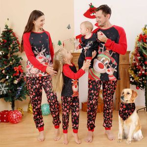 Famille correspondant tenues Couple noël pyjamas année Costume pour enfants mère enfants vêtements ensemble 220924