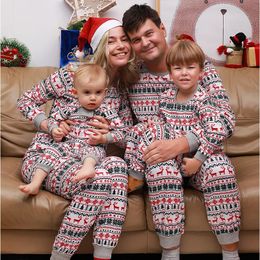 Trajes a juego para la familia Conjunto de pijamas a juego de Navidad familiar Navidad Niños adultos Madre e hija Padre Hijo Ropa de dormir Bebé Trajes de aspecto familiar 231212