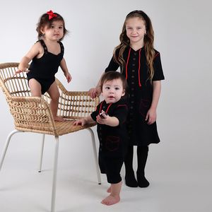 Familie Matching Outfits Familie Four Seasons Ribbon Family Matching Clothing Baby Bodysuit en Girl Dress Boys 'T-Shirts Youth Top 230505