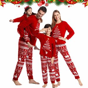 Familie bijpassende outfits Familie bijpassende kerstpyjamaset 2024 Kerst Vader Moeder Dochter Family Look-kleding Nachtkleding voor volwassenen Nachtkleding Pyjama-outfits 231127