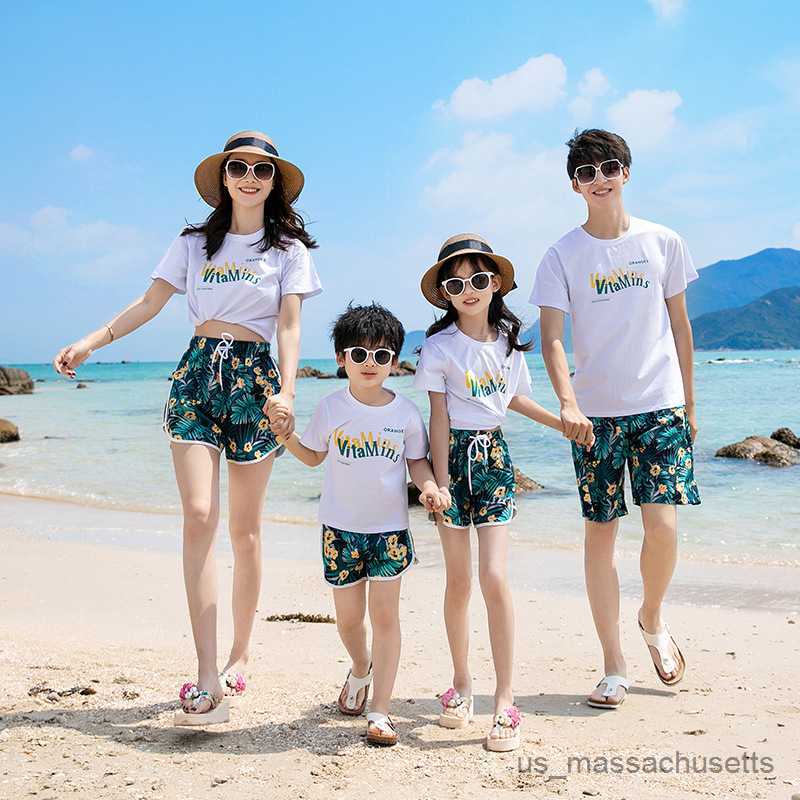 Aile Eşleşen Kıyafetler Aile Eşleşen Kıyafetler Yaz Plajı Anne Kızı Baba Oğul T-Shirt Pantolon Tatil Çift Seyahat R230810