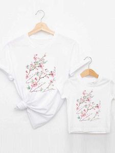 Famille correspondant tenues mode Tee famille correspondant tenues fleur printemps été femmes enfant enfant maman maman mère T-shirt vêtements graphique T-shirt