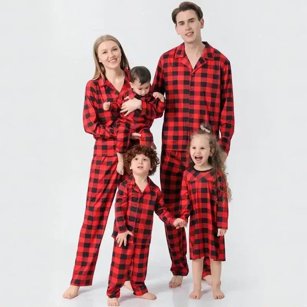 Famille correspondant tenues père mère enfants bébé vêtements de nuit pyjamas de Noël maman et moi Noël Pj s vêtements ensembles hauts pantalons 231204