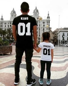 Tenues assorties pour la famille drôle et bébé lettre KING PRINCE vêtements imprimés tenues de famille pour papa fils fille T-shirt vêtements assortis pour la famille