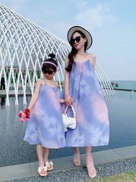 Familie bijpassende outfits meisjes vlinder borduurwerk prinses jurk kinderen shading jarretel jurk zomer mama en mij strandvakantie kleding Z1184