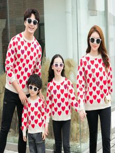 Family Matching Tenues Girls Love Heart Trithed Pullater Pullover Kids Cold Round Manche Long Sweater Mother and Daughter Jumper8146494