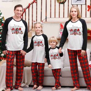 Familie bijpassende outfits Gnome Print Kerst Pjs Kerstpyjama met lange mouwen Familie bijpassende outfit Set Mama Dochter Vader Moeder Kinderen Koppels 2023 Nieuwe T230921