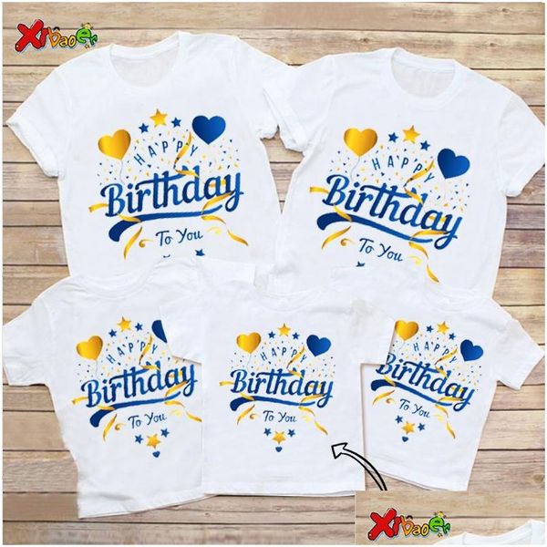 Trajes a juego de la familia Feliz cumpleaños camiseta Camisetas de oro azul Partido de las mujeres Nombre personalizado Niños Ropa de bebé Mirar Entrega de gota Kid DHVND