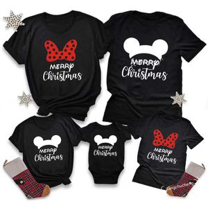 Famille correspondant tenues joyeux Noël famille correspondant T-shirt mère et fille père fils chemise fille garçon serré coton famille vêtements G220519