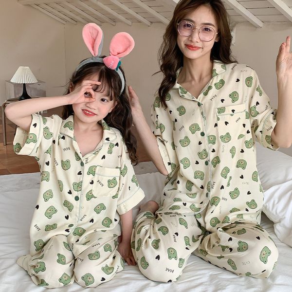 Bijpassende familie-outfits Moeder en dochter bijpassende pyjamaset Familie nachtkleding Zomer Ouder-kind homewear Dames Mama en babyjongen Meisje nachtkleding 230506