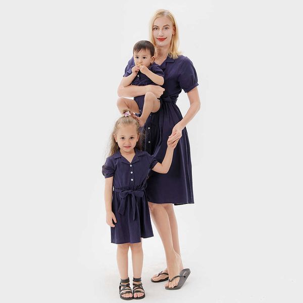 Trajes a juego para la familia Vestidos a juego para madre e hija Vestidos familiares de verano Trajes para mamá y bebé Ropa de moda para mamá y yo Vestido para mujer y niña