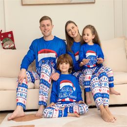 Trajes a juego de la familia Pijamas Ropa familiar de Navidad Madre e hija Trajes a juego Papá Niños Ropa de dormir Pijamas Conjunto Niños Traje azul para 212Y 220913