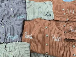 Bijpassende outfits voor het hele gezin Gepersonaliseerde Solid Knitting Cotton Outfit met lange mouwen Peuter Baby Boys Girl Romper Spring Autumn born Baby Girls Jumpsuit 230725