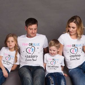 Tenues assorties pour la famille, rose ou bleu, maman, frère, sœur, vous aime, drôle, révélation du sexe, chemises de fête, t-shirt en coton pour bébé, tenue assortie à la famille