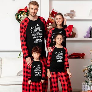 Bijpassende familie-outfits Nachtkleding Vader Moeder Dochter Kleding Pyjamaset Kerstmis 231207