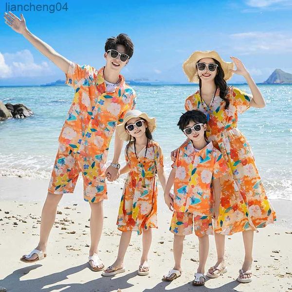 Trajes a juego para la familia Playa de verano Trajes a juego para la familia Mamá Hija Vestidos bohemios Papá Hijo Camisas / Camiseta + Pantalones cortos Conjunto de ropa de vacaciones para parejas