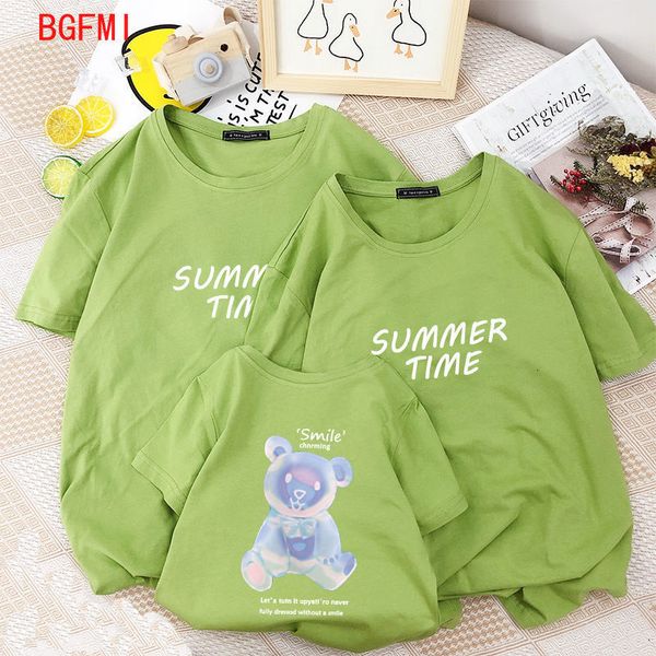 Famille correspondant tenues été mignon ours parentenfant porter un de trois dessin animé maman et papa bébé garçon fille enfants t-shirt 230518