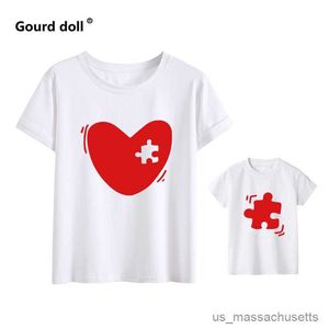 Famille Matching Tenues T-shirt Tops Summer Famille Adable Baby Heart Suit Wear Family Matching Tenues Mother and Daughter Fashion Wear Up Clothing R230811