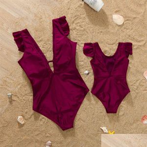 Bijpassende familie-outfits V-hals moeder dochter bikini-badpakken set gegolfde mama en mij badmode mama baby vrouwen meisjes strandkleding clot Dhqci