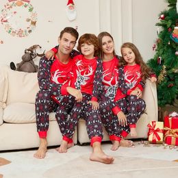 Tenues assorties pour la famille Vêtements de famille de Noël Ensemble de pyjama imprimé ours Mère Fille Père Fils Chien Chemise de nuit Pantalon Vêtements de nuit Pyjamas de Noël Famille 231113