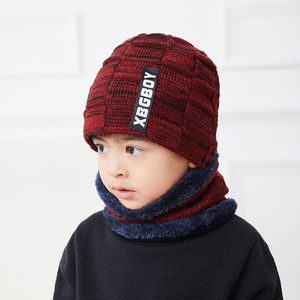 Style familial solide chaud chapeaux écharpes doublé polaire mode entrelacé Plaid tricot bonnet et anneau écharpe ensemble taille adulte ou enfant