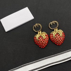 Célèbres boucles d'oreilles en or 18 carats, marque de luxe, ensemble de diamants, boucles d'oreilles en or fraise, bague suspendue pour femmes, cadeau de bijoux de fête de mariage