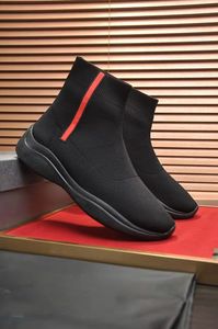 Beroemde America Cup Men Quality Sock Shoes Trainers Casual Sneakers Soft High Cut Socks Race Fashion Black Men Dress Shoes