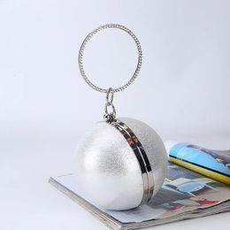 Famoso diseño de marca Moda Perla Forma de bola Bolsos de noche Lindo Oro Plata Fiesta Globo redondo Bolsos Bolso de hombro Monedero de mujer 240112