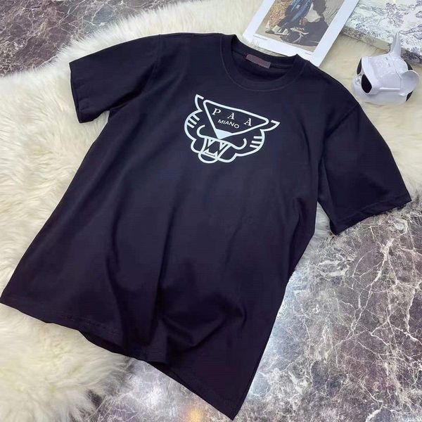 Famoso diseñador de marca P Camisetas para hombre Primavera Verano Manga corta Impreso cabeza de tigre hombres y mujeres Camisetas Vacaciones Manga corta Casual Camiseta de lujo