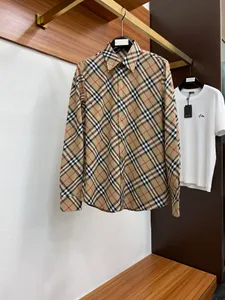Beroemde designer mannen en hoogwaardige modieuze plaid shirt top, luxueuze klassieke gedrukte plaid m3xl